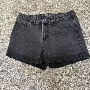 🌟SALE🌟 
Black Jean Shorts (Mid-Rise)
